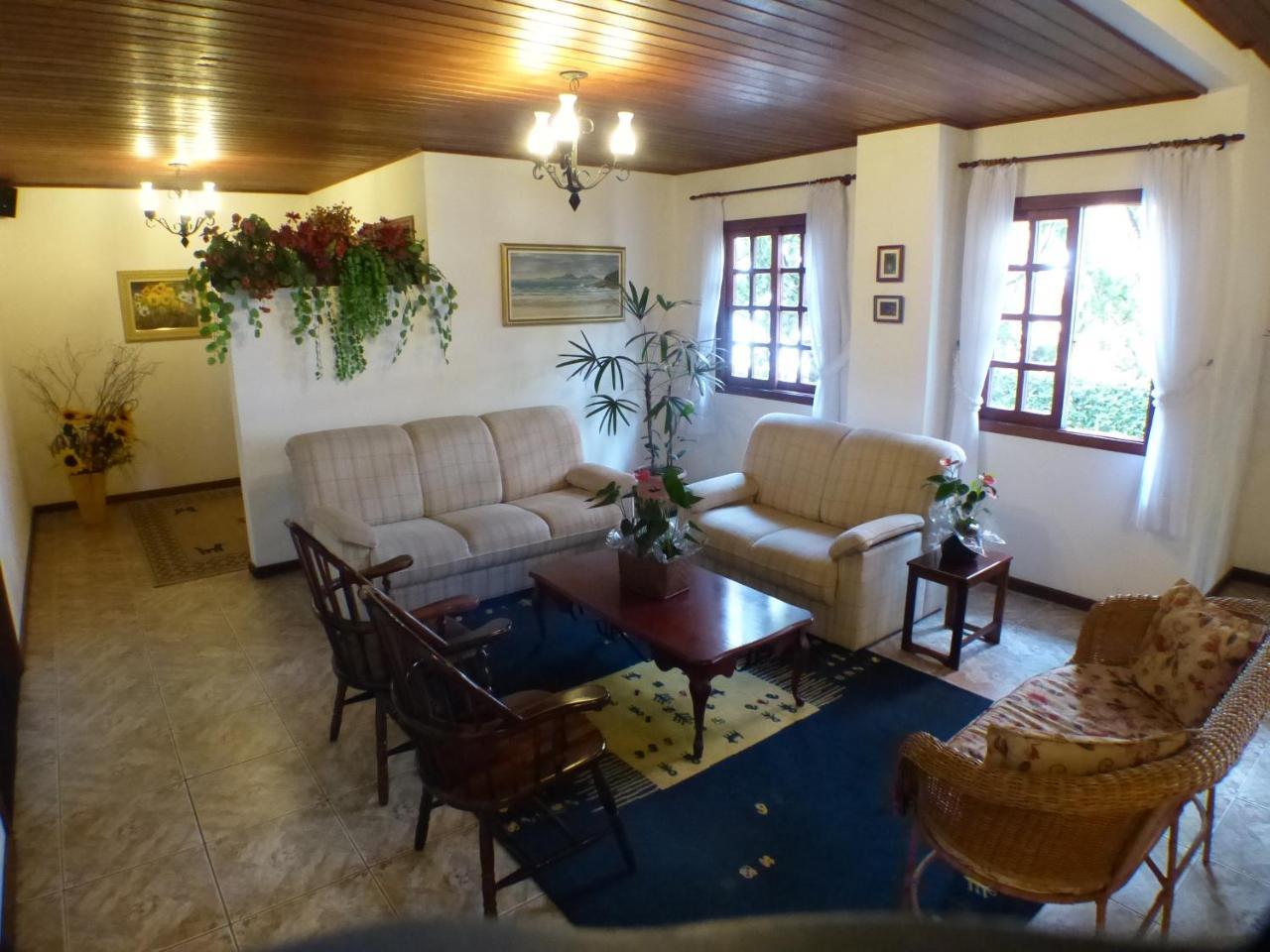 Hotel Aldeia Da Serra Campos do Jordao Luaran gambar